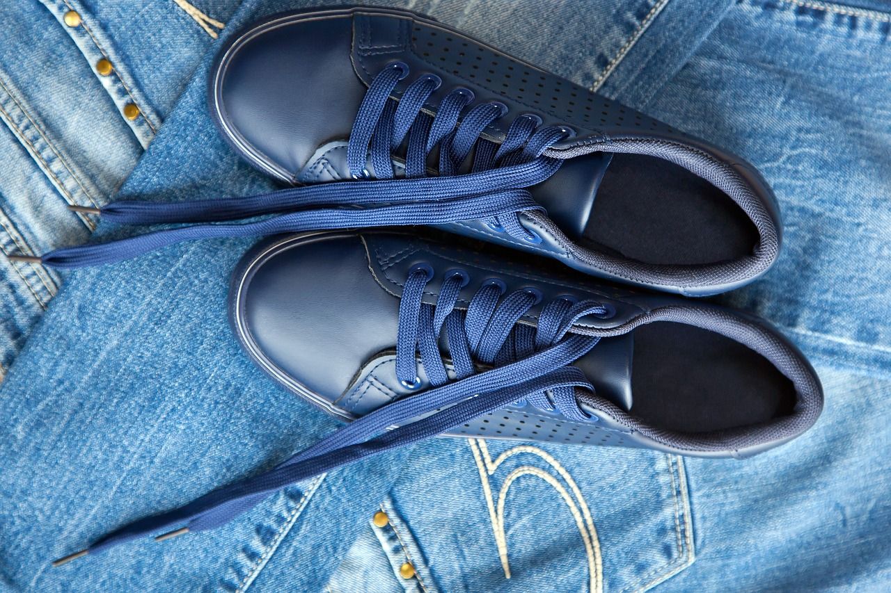Wiosenne buty na mężczyzn – jakie wzory są modne?