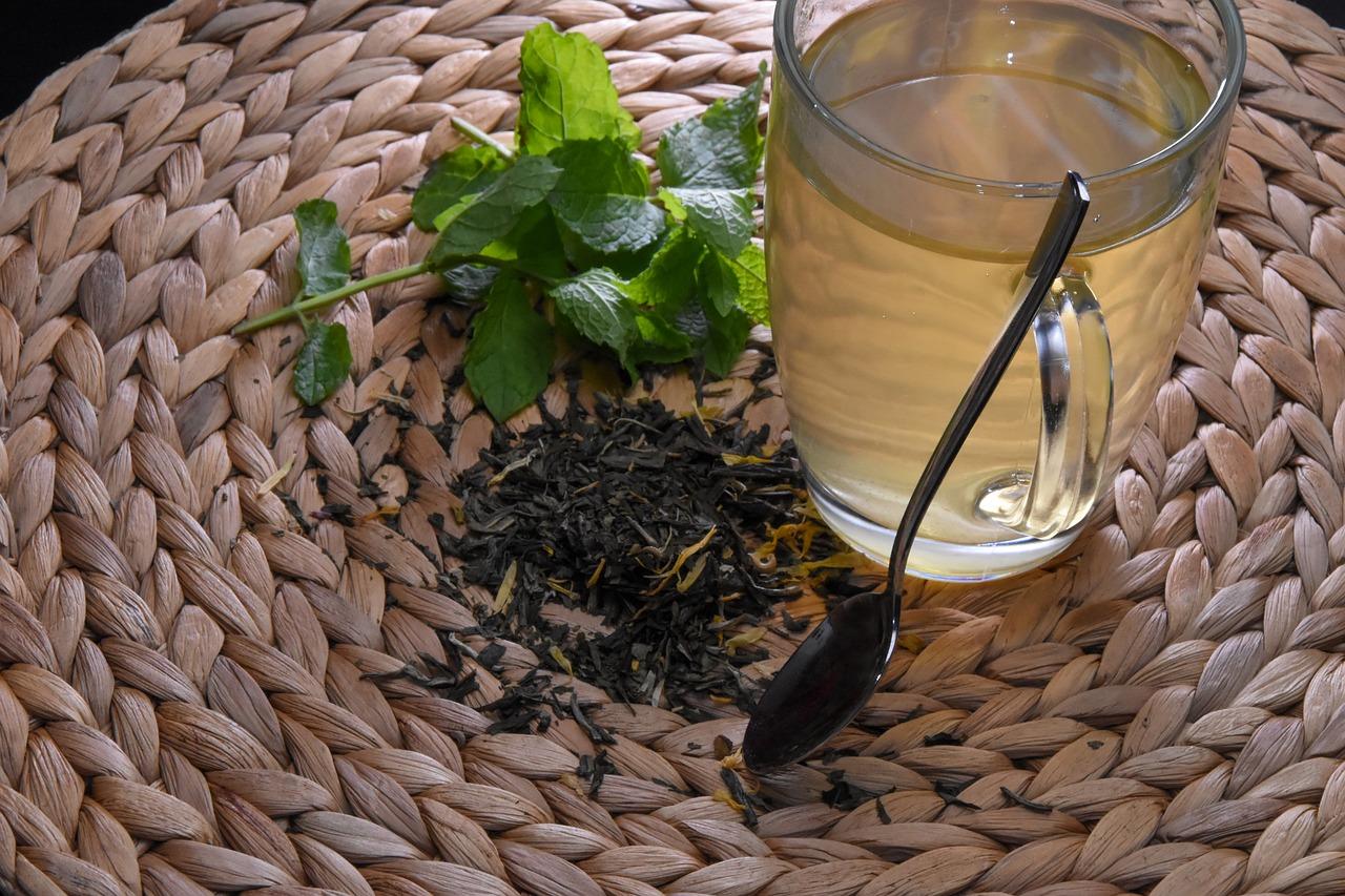Właściwości zielonej herbaty – prawda czy mit