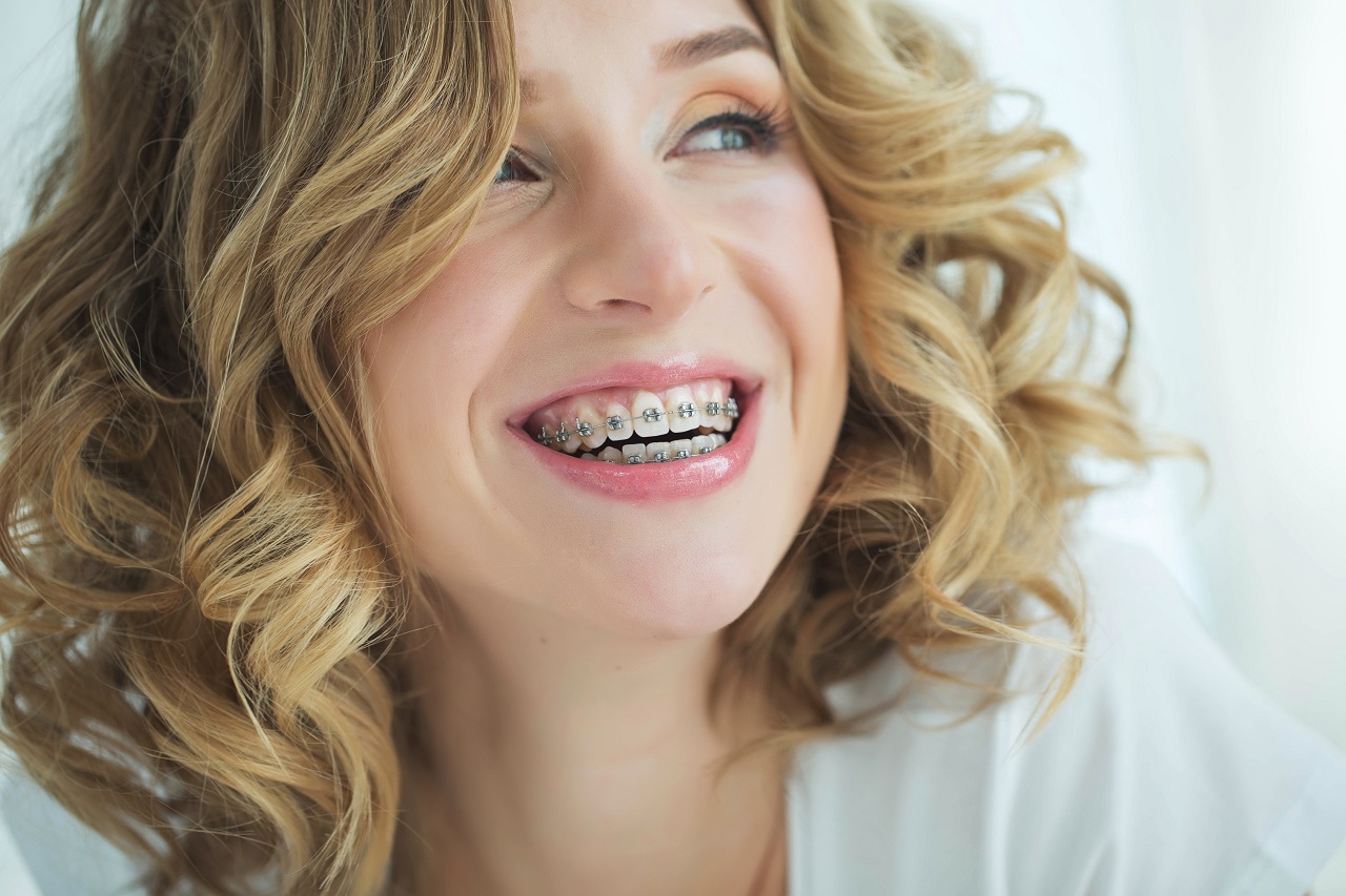 W jakich sytuacjach warto skorzystać z pomocy ortodonty?