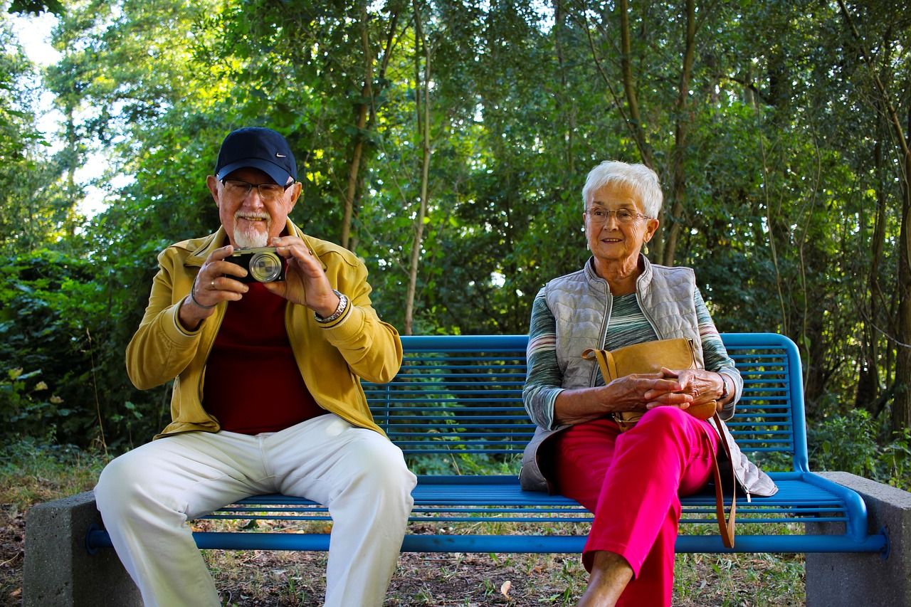 Telefony dla seniorów – czym kierować się przy ich wyborze?