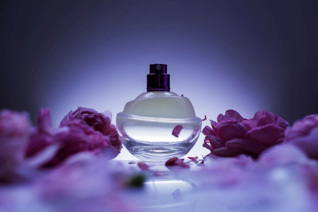 Zapachy inspirowane – czy warto zainwestować w takie perfumy?